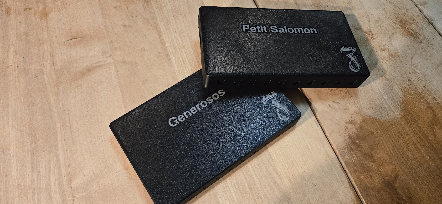Custom ordered cigar molds
