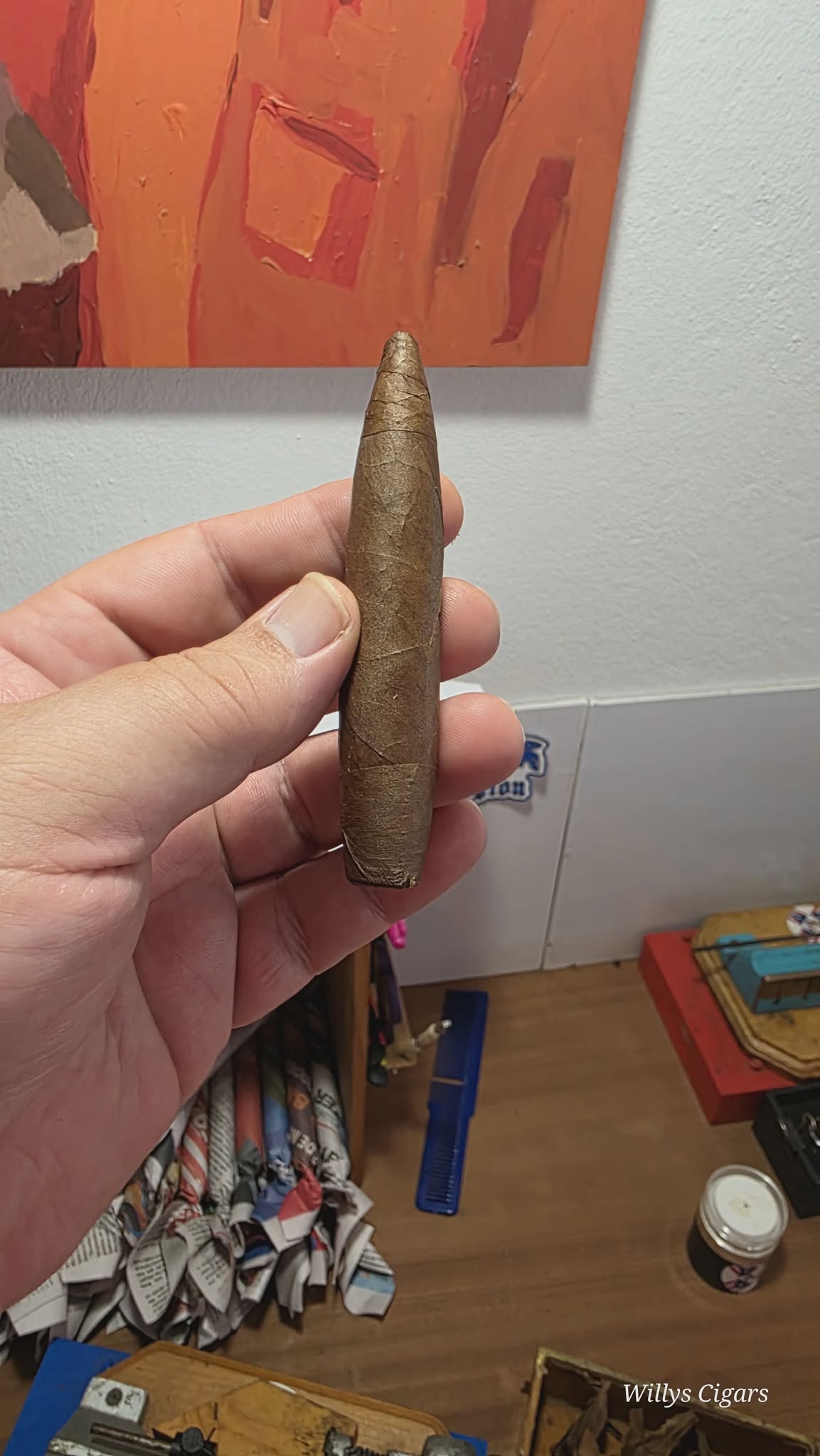 Finished Perfecto cigar made by Willy's Cigars